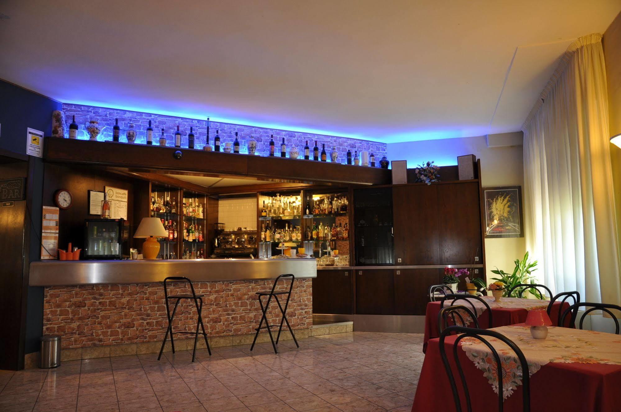 Hotel Firenze Chianciano Terme Extérieur photo