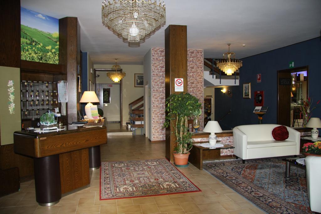 Hotel Firenze Chianciano Terme Extérieur photo