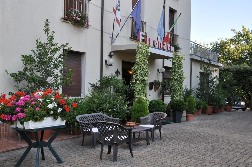 Hotel Firenze Chianciano Terme Extérieur photo