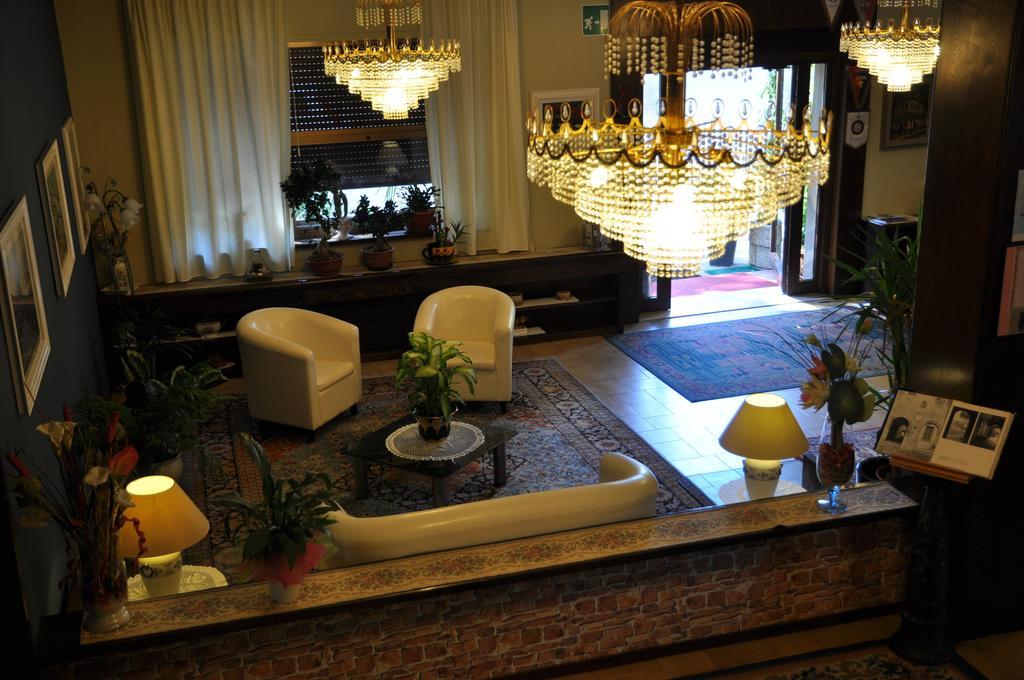 Hotel Firenze Chianciano Terme Extérieur photo