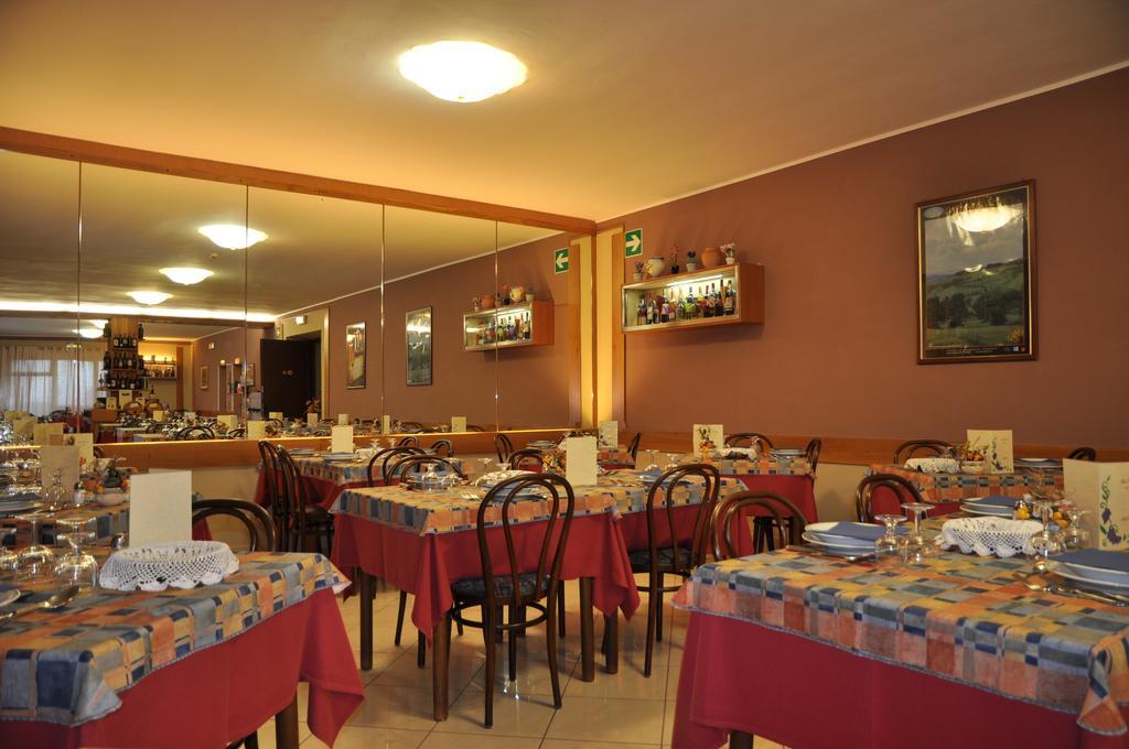 Hotel Firenze Chianciano Terme Extérieur photo